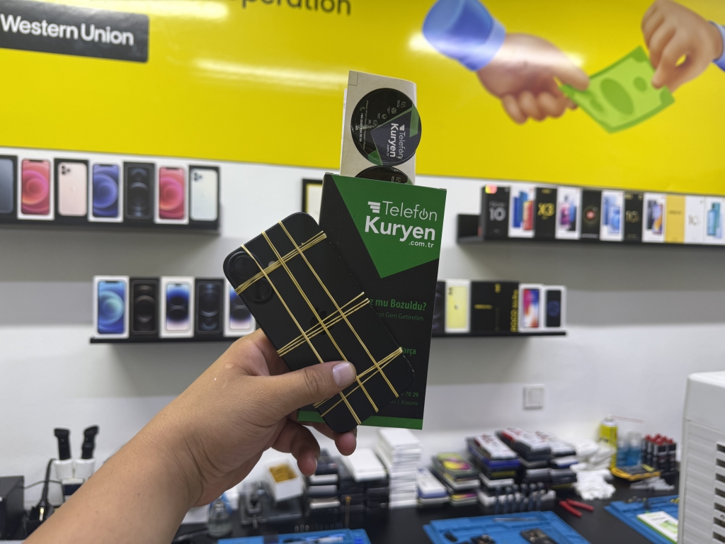 Antalya iPhone 16 ekran değişimi 