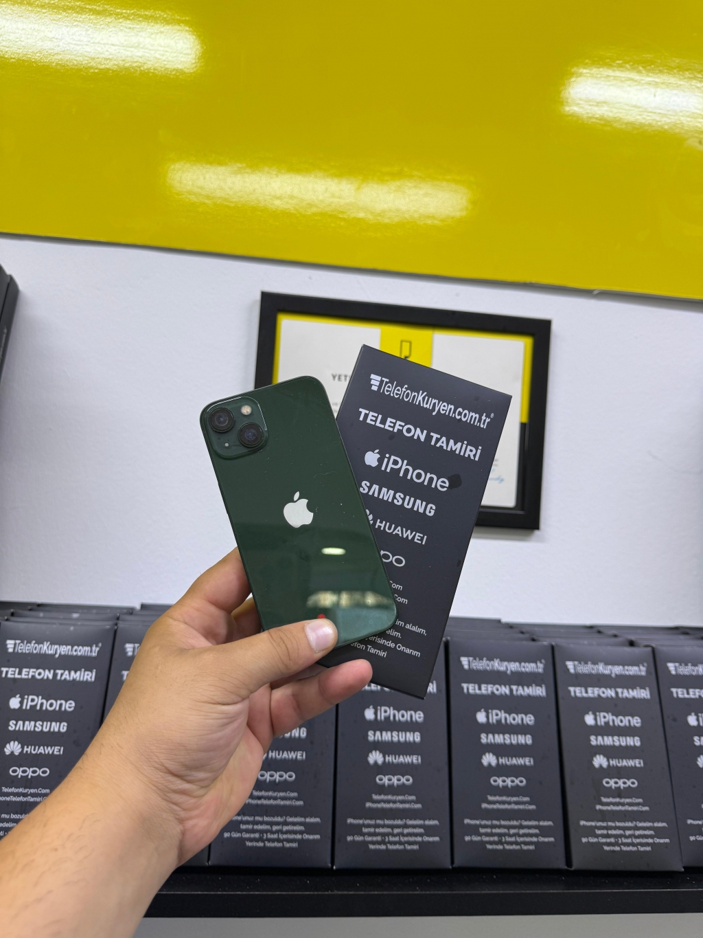 iPhone 14 Screen Replacement in Antalya