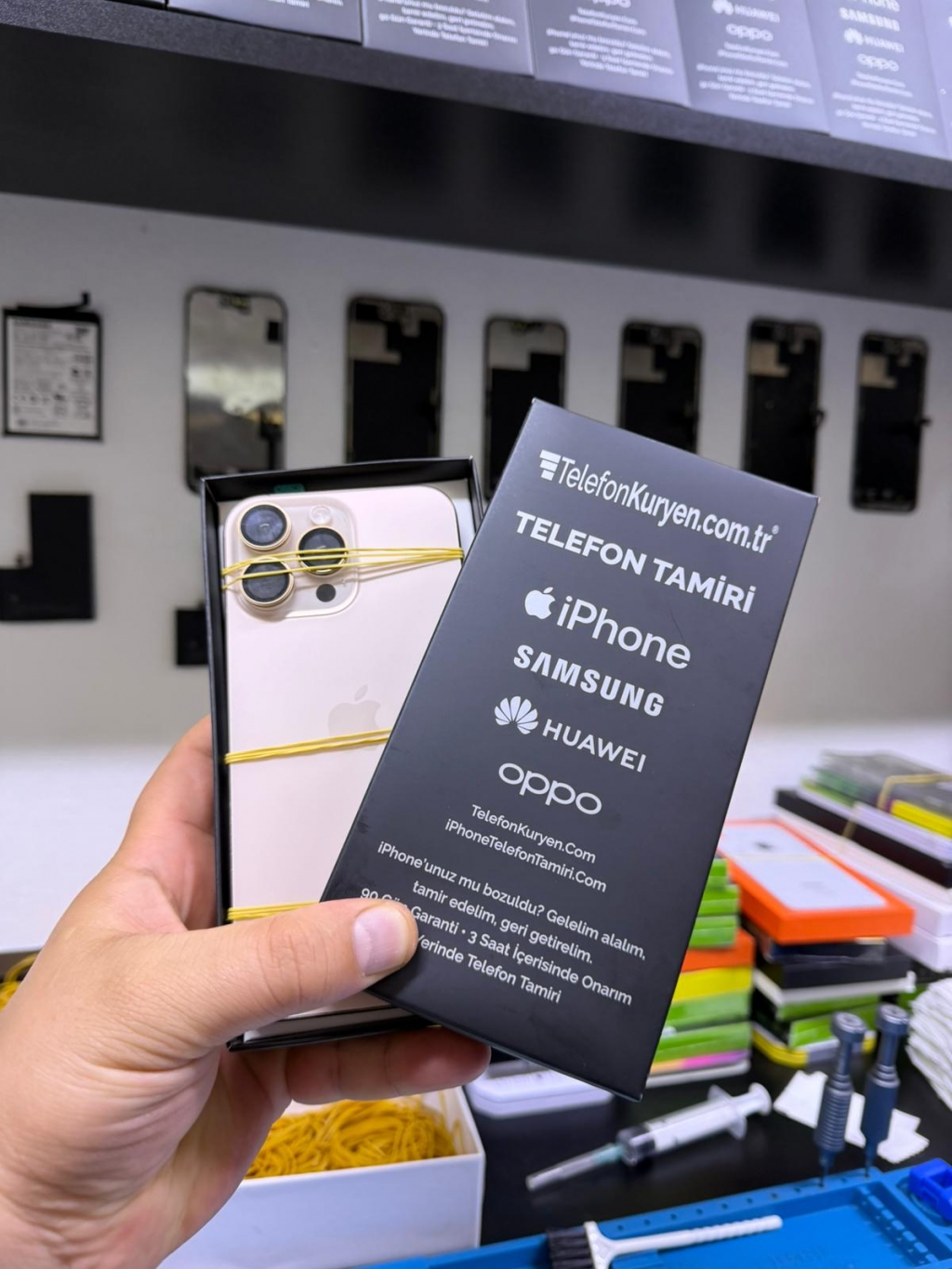 iPhone 15 Pro Ekran Değişimi Antalya